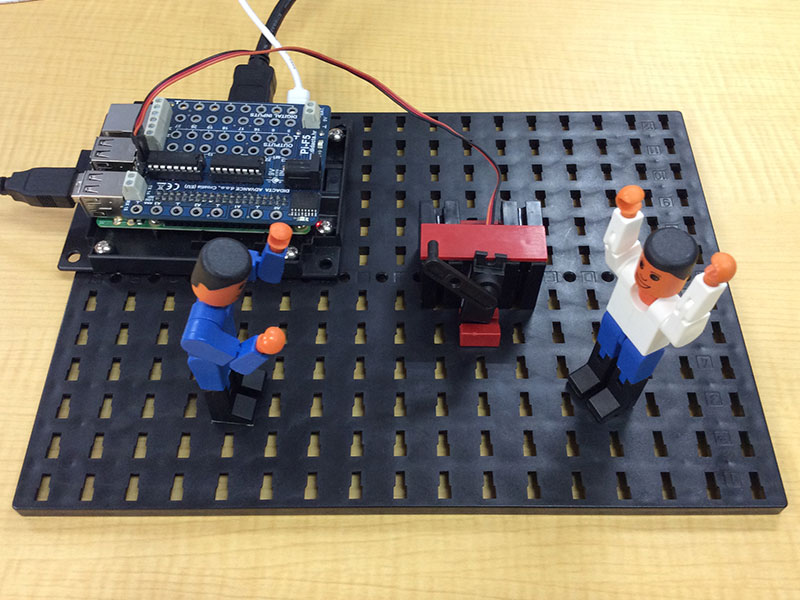 ダンスしているフィッシャー君