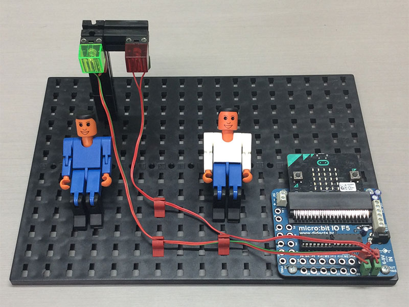 マトリックスを演じているフィッシャーくん